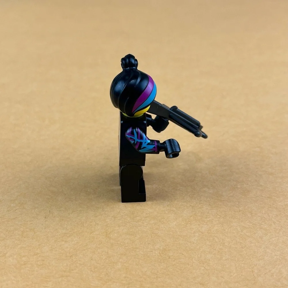 LEGO The Lego Movie 2 Lucy Wyldstyle Minifigure 70824 2